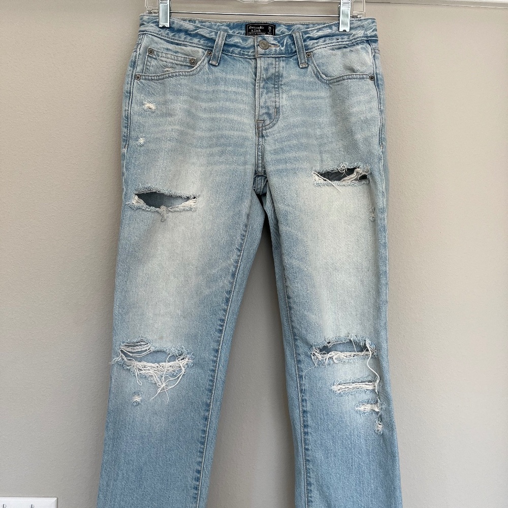 Abercrombie & Fitch Slim Boyfriend Jean